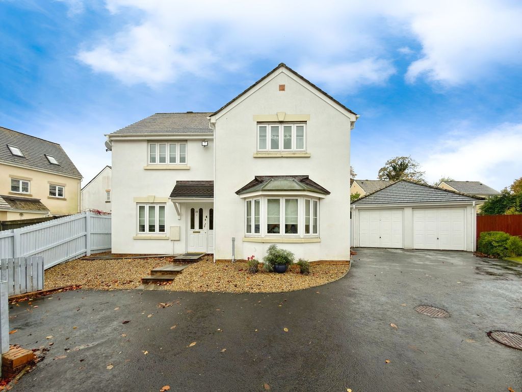 Property photo 1 of 30