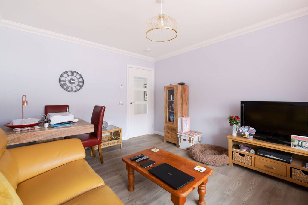 Property photo 3 of 13