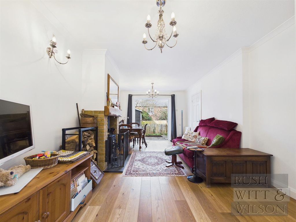 Property photo 3 of 25