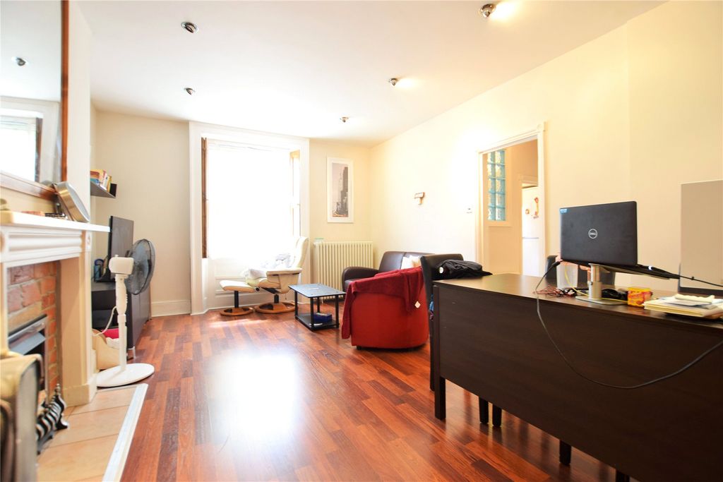 Property photo 3 of 6 Living/Dining Room