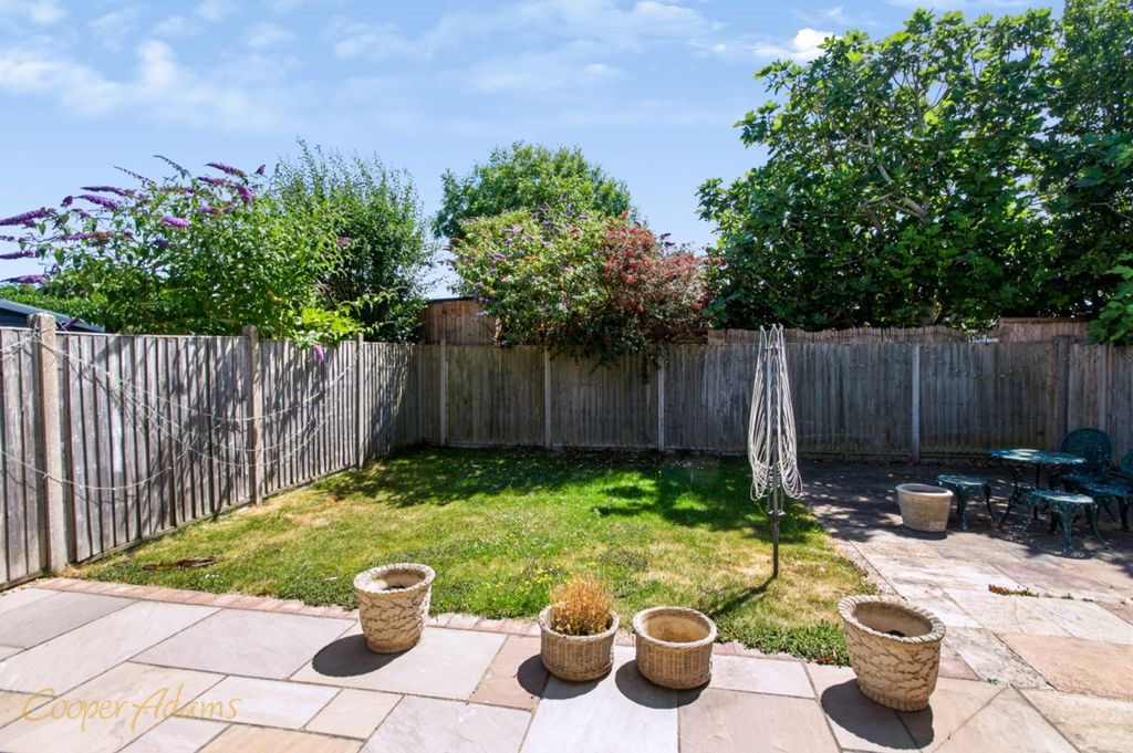 Property photo 3 of 13 Rear South Facing Garden