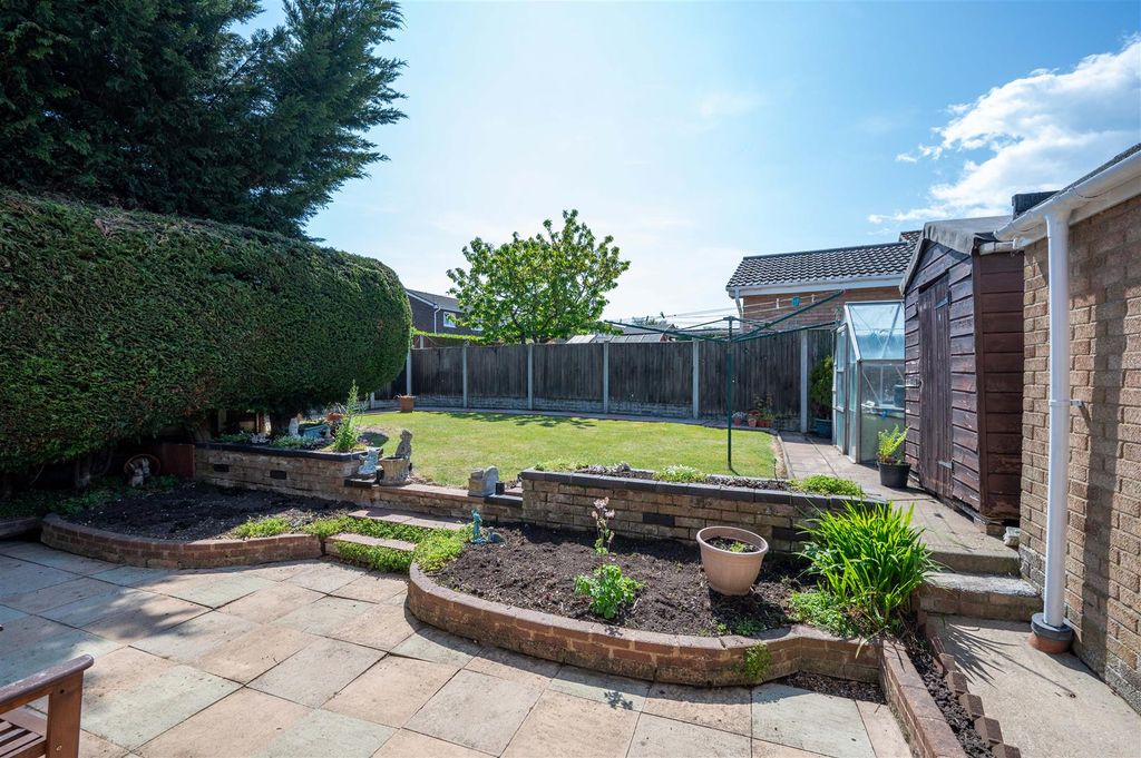 Property photo 2 of 14 Rear Garden.Jpg