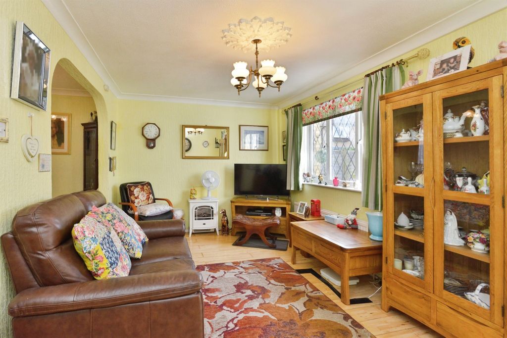 Property photo 3 of 20