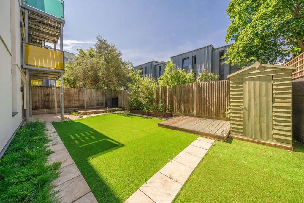 Property photo 3 of 7