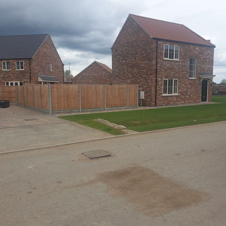 Property photo 2 of 11 Front/Drive