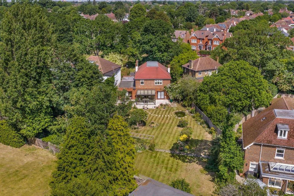 Property photo 2 of 13