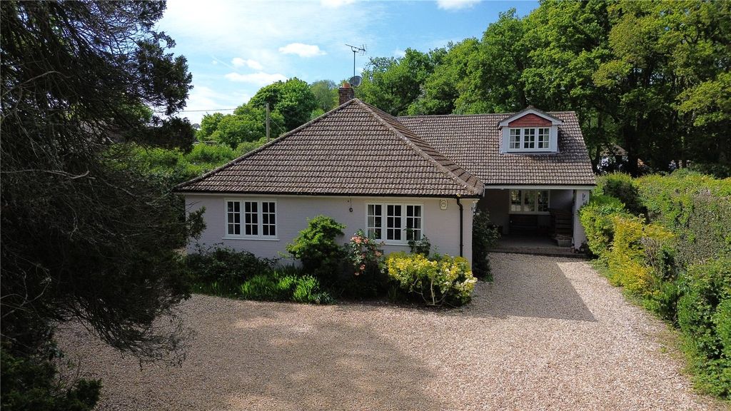 Property photo 1 of 33 Front Aspect