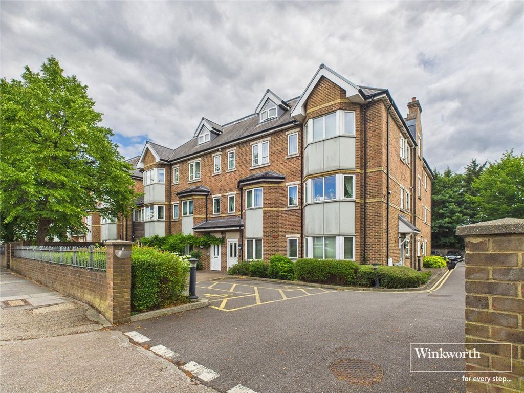 Property photo 2 of 10 External