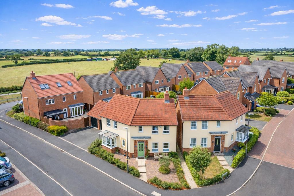 Property photo 1 of 36 Chatgpt Image Mar 25, 2026, 03_44_30 Pm.Png