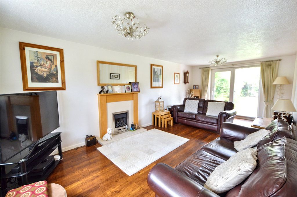 Property photo 2 of 14 Picture No. 09