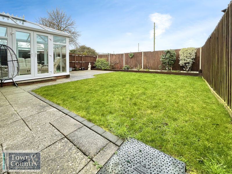 Property photo 2 of 17 Springfield Meadows