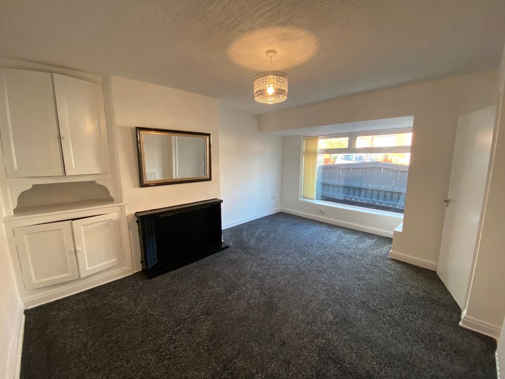 Property photo 2 of 13 Image