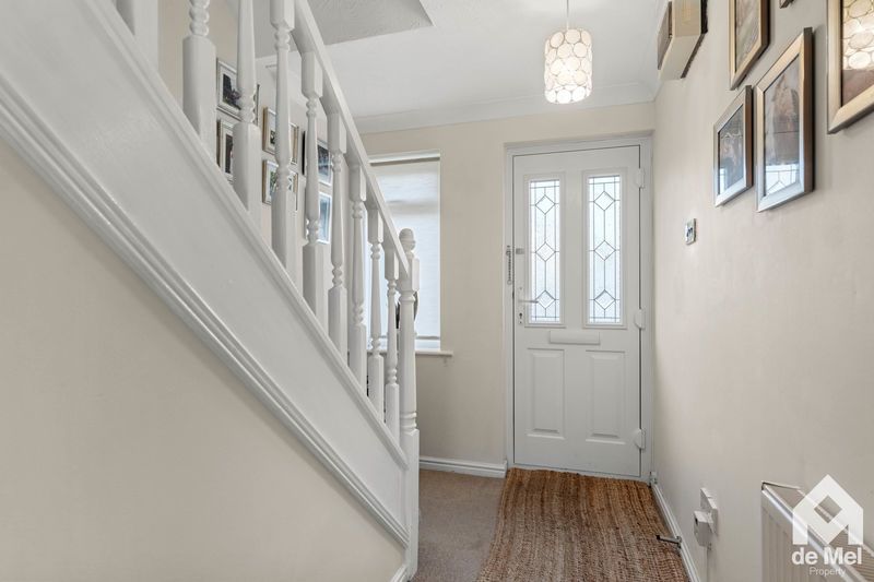 Property photo 2 of 16 Photo 1