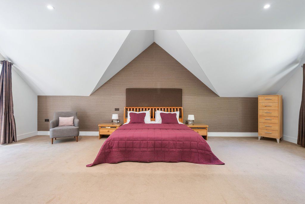 Additional image 14 of 6 bed country house for saleSt. Johns Road, Hazlemere, Buckinghamshire HP15