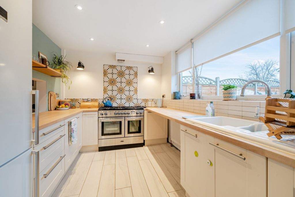 Property photo 3 of 14 1395662-9-696621Aa0Fdbd