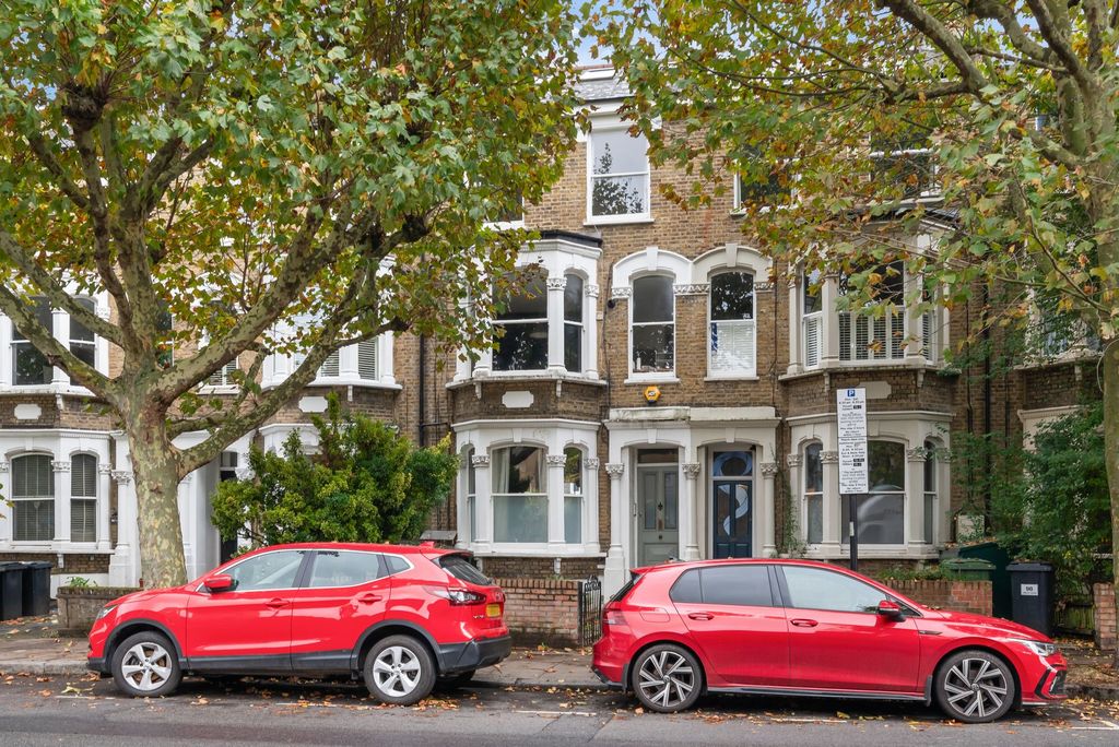 Property photo 3 of 19