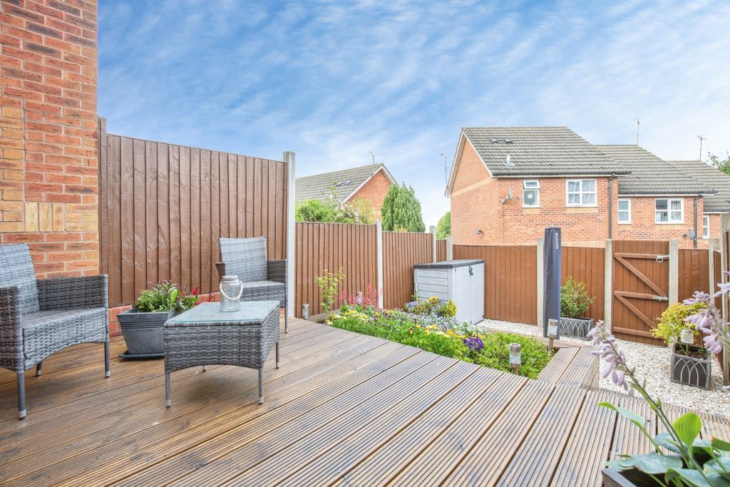Property photo 2 of 16 5F6208c3-Mw26-1329