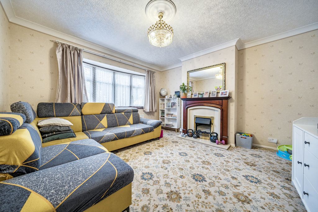 Property photo 2 of 24 Reception