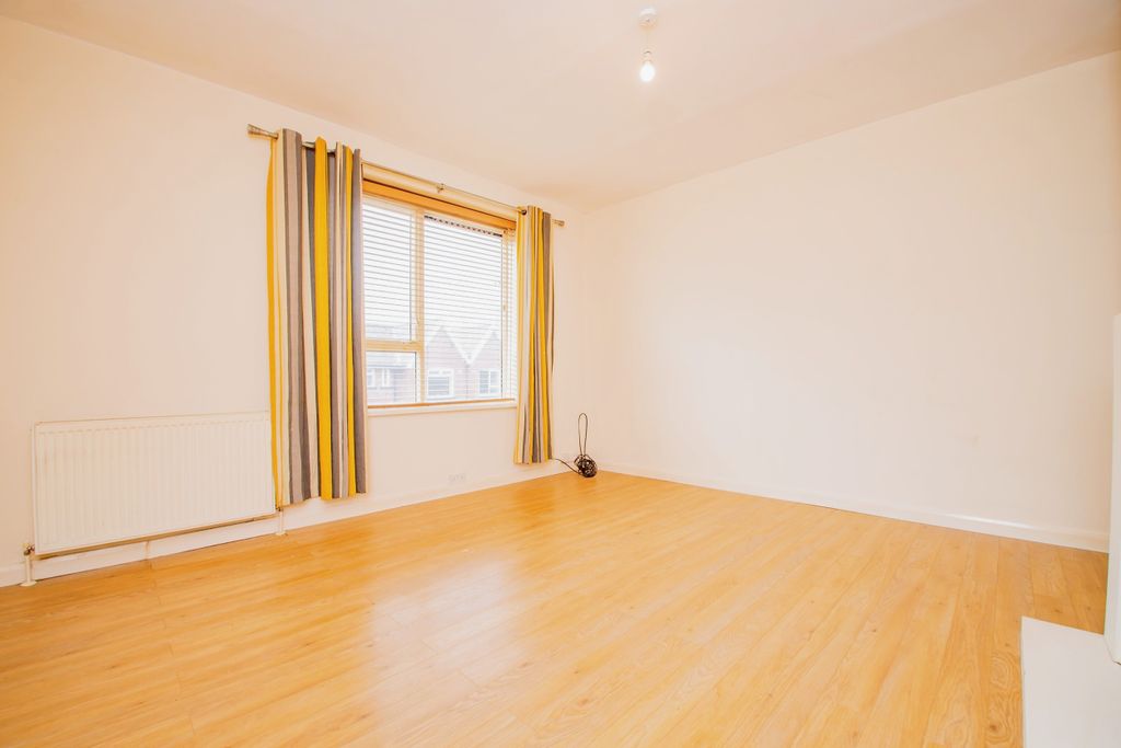 Property photo 3 of 14 Living Room 2