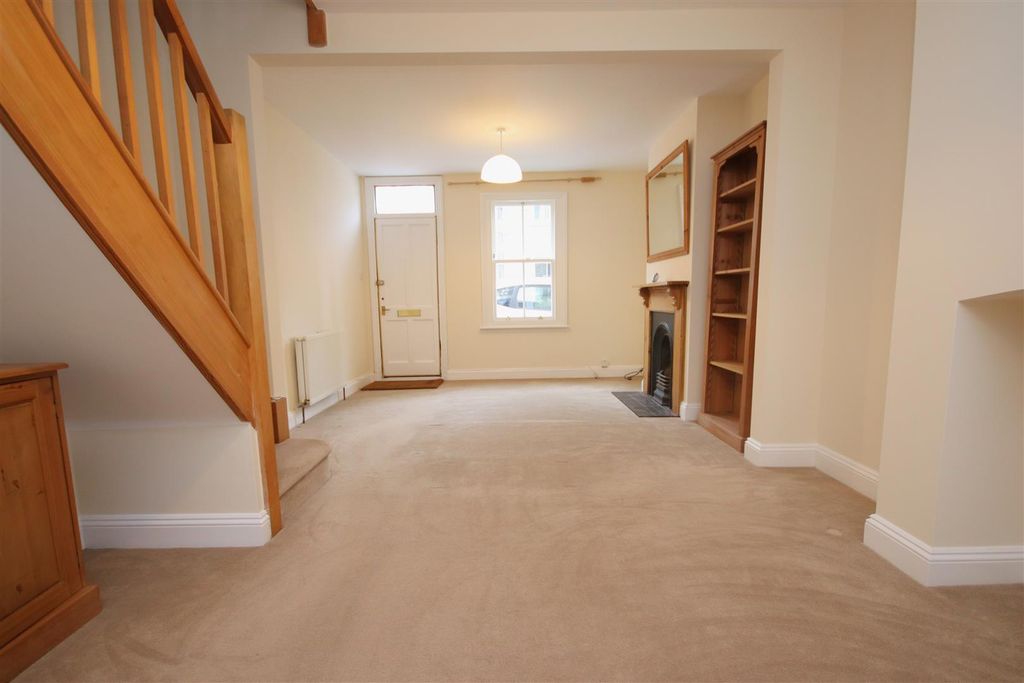 Property photo 3 of 13 Img_9828.Jpg