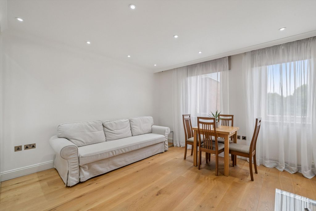Property photo 1 of 10 Image