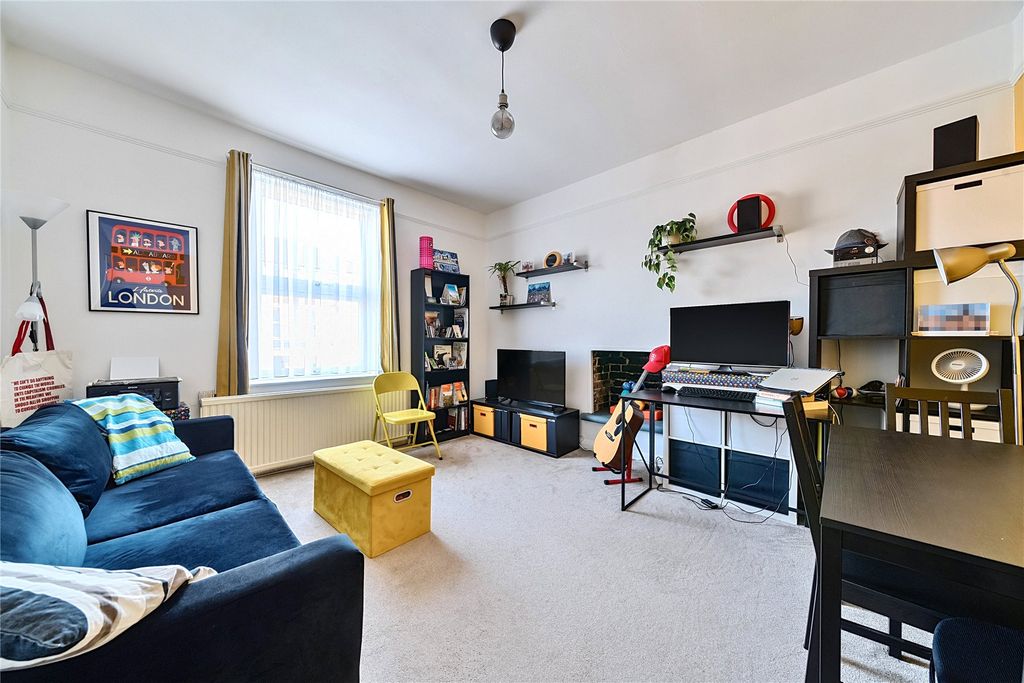 Property photo 2 of 13 Picture No. 34