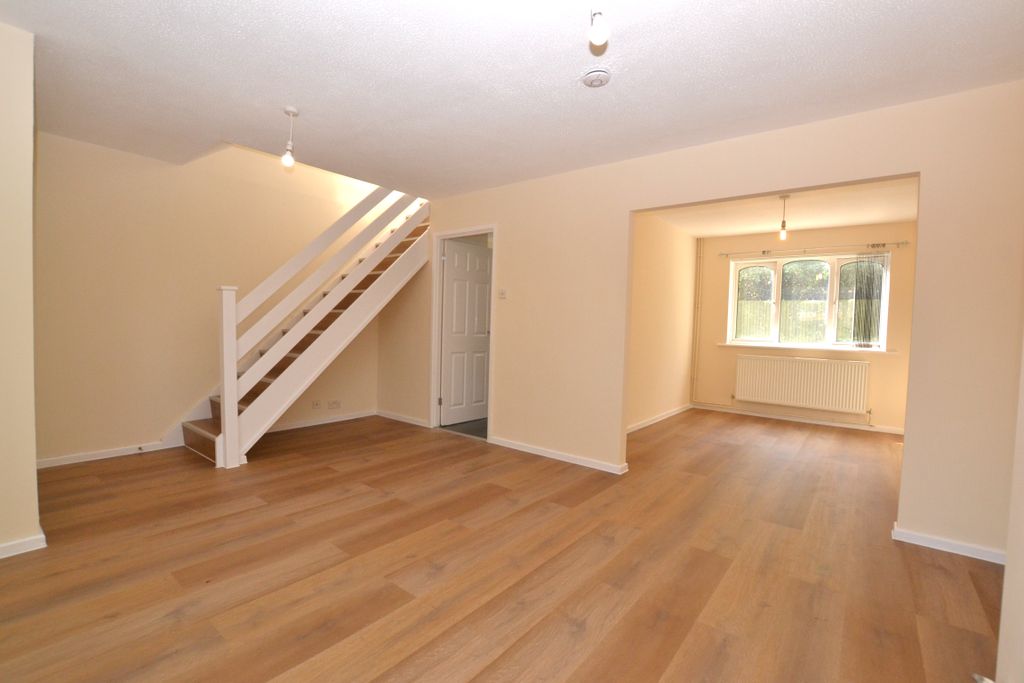 Property photo 3 of 24