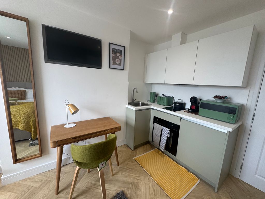Property photo 2 of 3