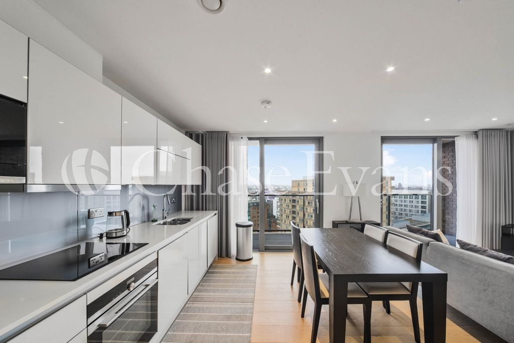 Property photo 2 of 15 Kitchen