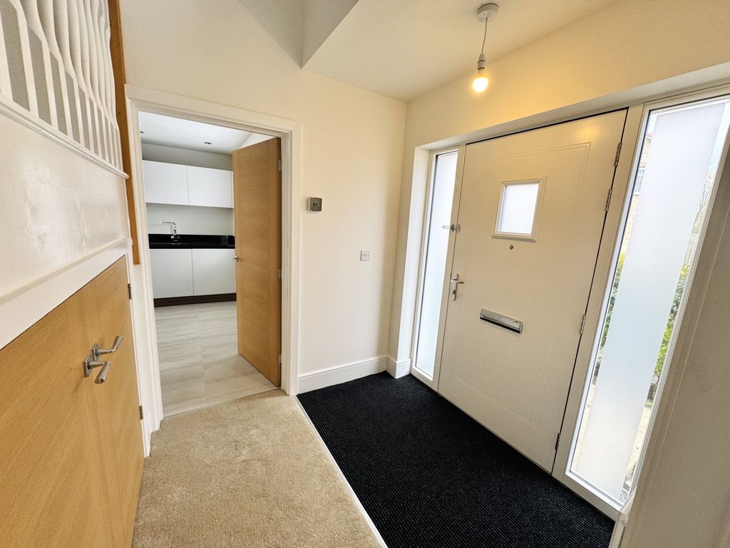 Property photo 3 of 21 Img_0305