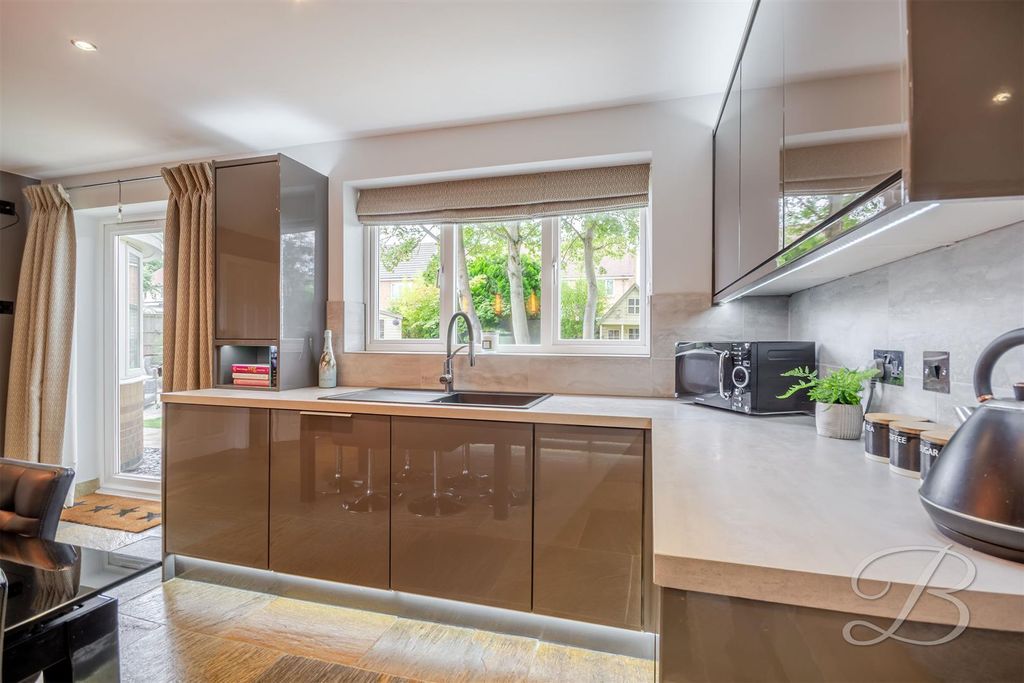 Property photo 2 of 84 Ccltd-53.Jpg