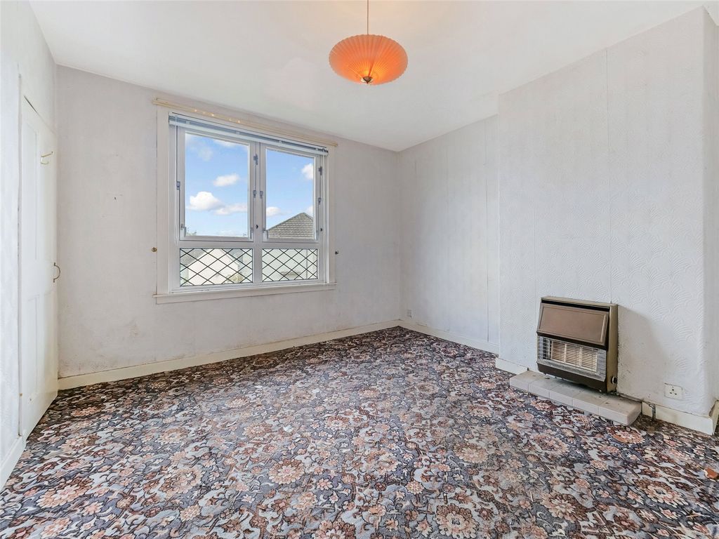 Property photo 2 of 17 Picture No. 06
