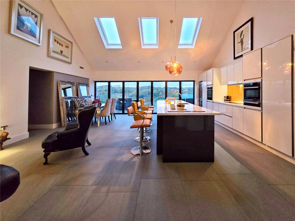 Property photo 1 of 34 Cosy Evening Image