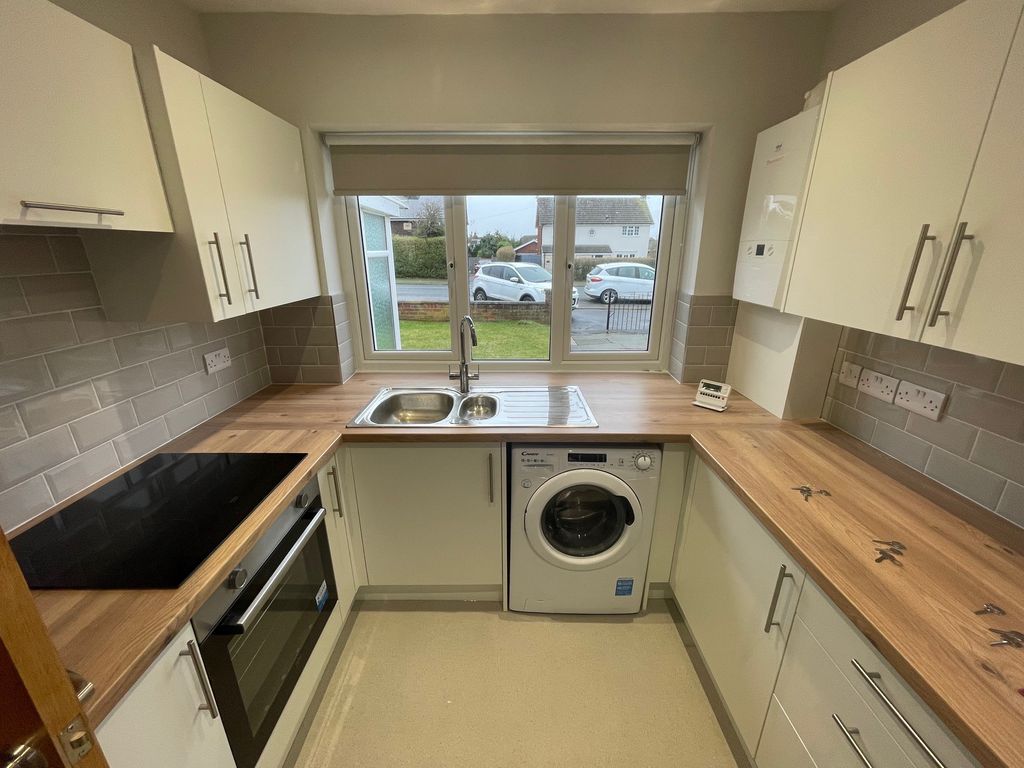 Property photo 3 of 8