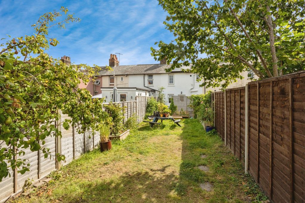 Property photo 3 of 17 Photo
