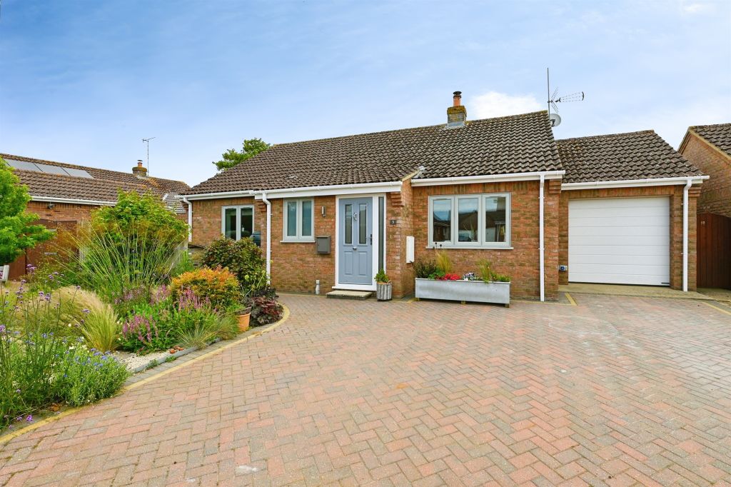 Property photo 1 of 18