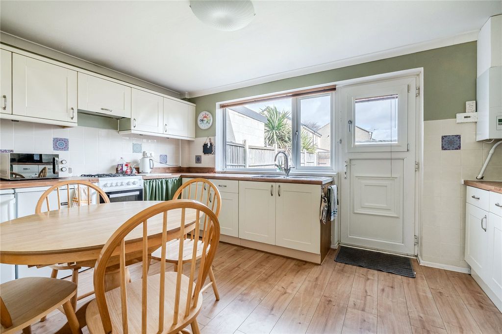 Property photo 3 of 14 Dining Kitchen