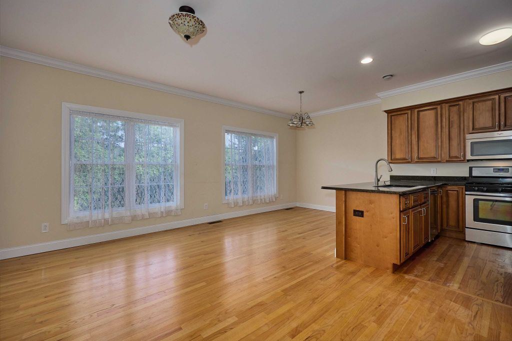 Property photo 3 of 17 <Alttext/>