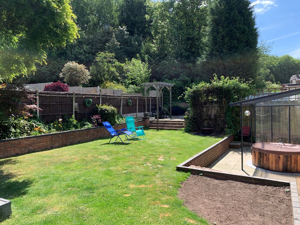 Property photo 2 of 35 27