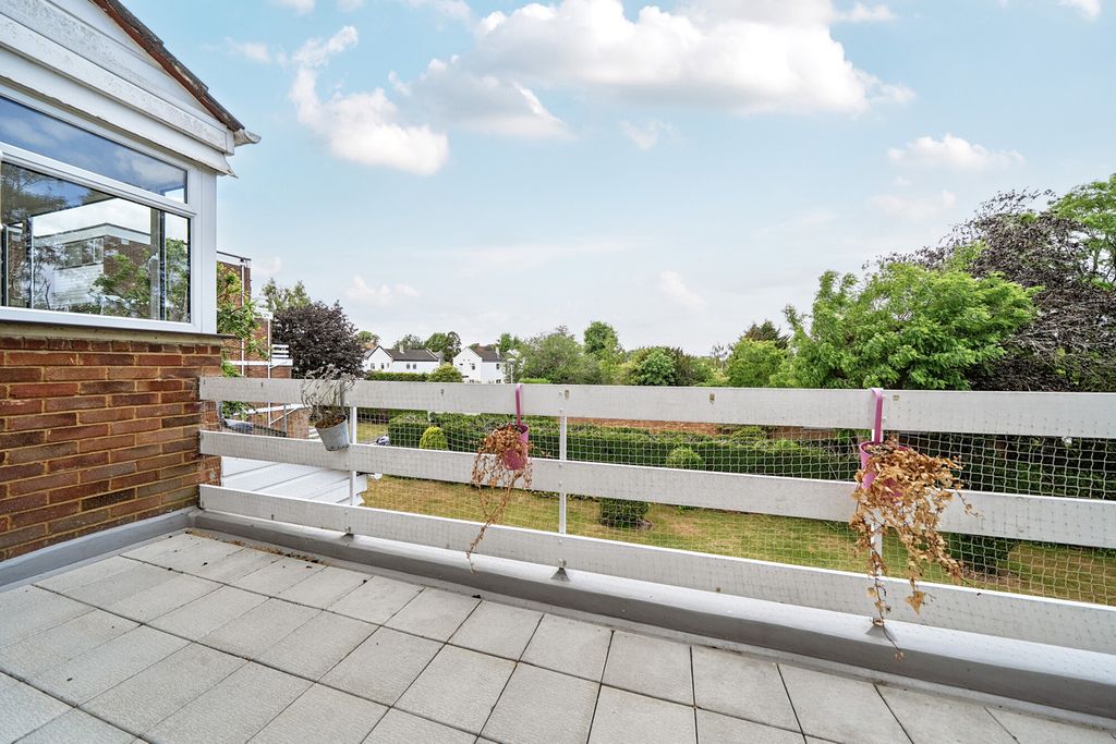 Property photo 3 of 21 Balcony