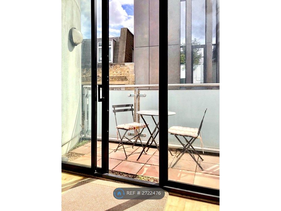 Property photo 3 of 8