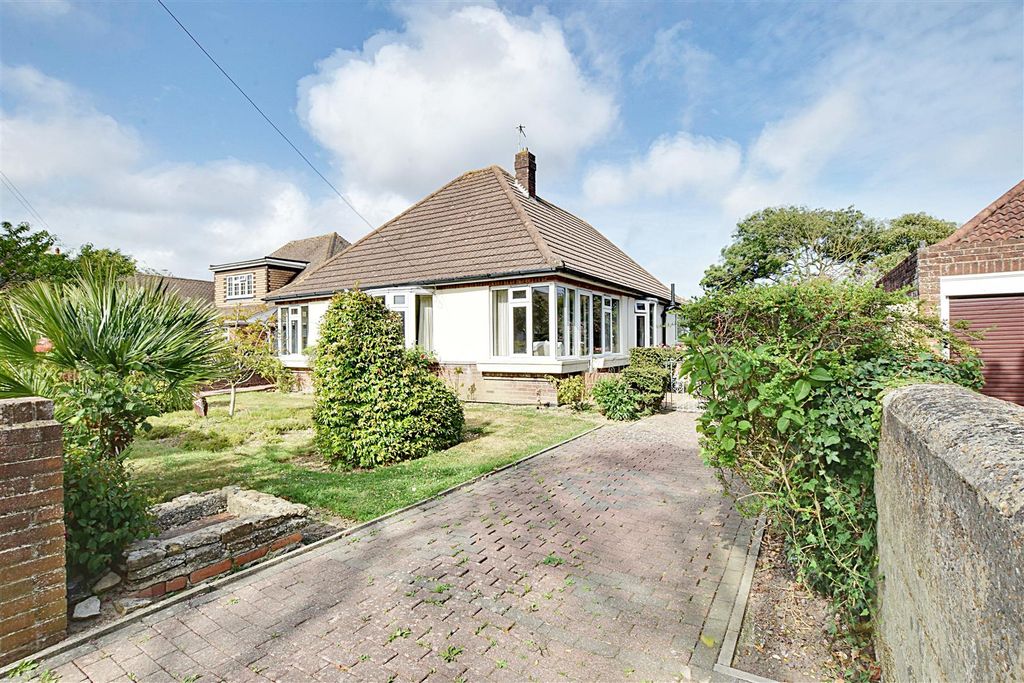 Property photo 1 of 24