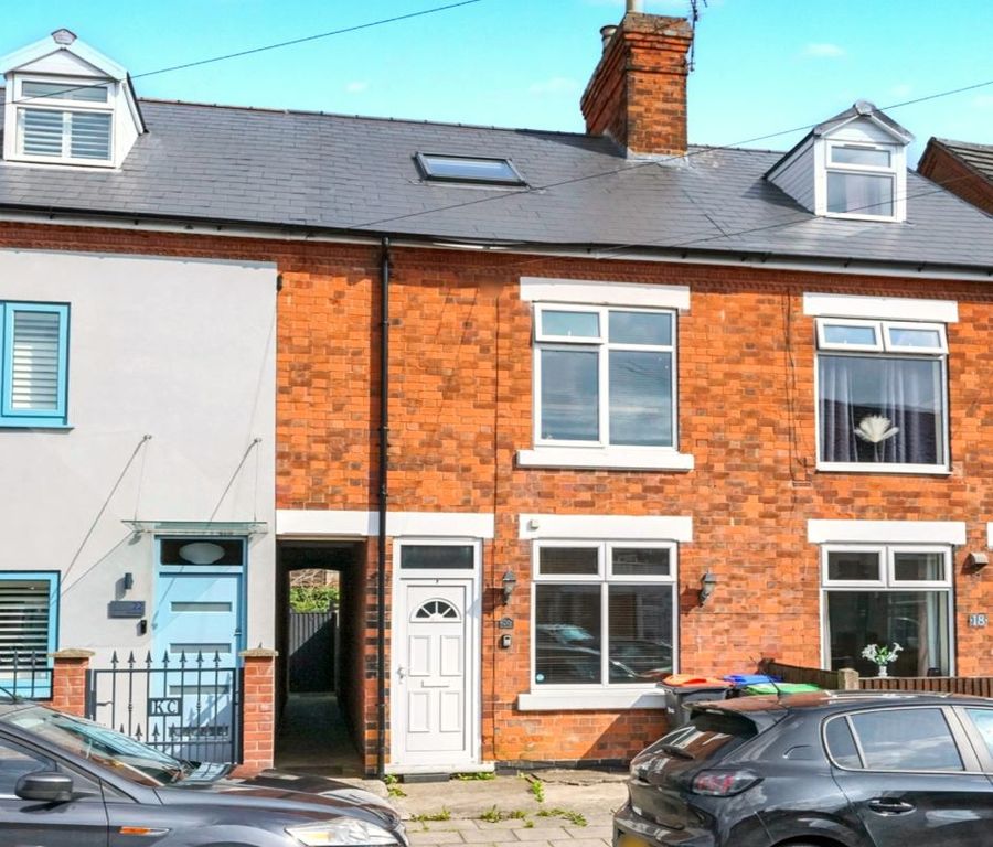 Property photo 1 of 17