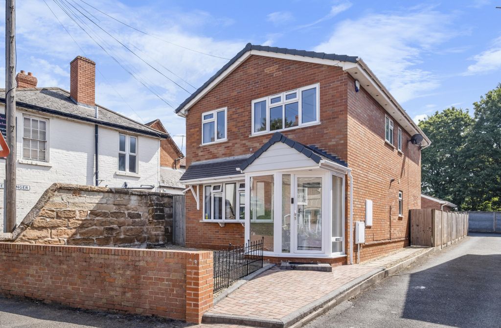 Property photo 1 of 27 Dscf0083