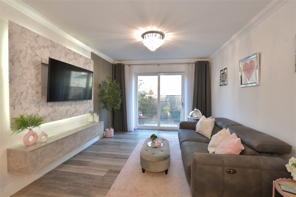 Property photo 2 of 13 Lounge/Kitchen /Dining Room