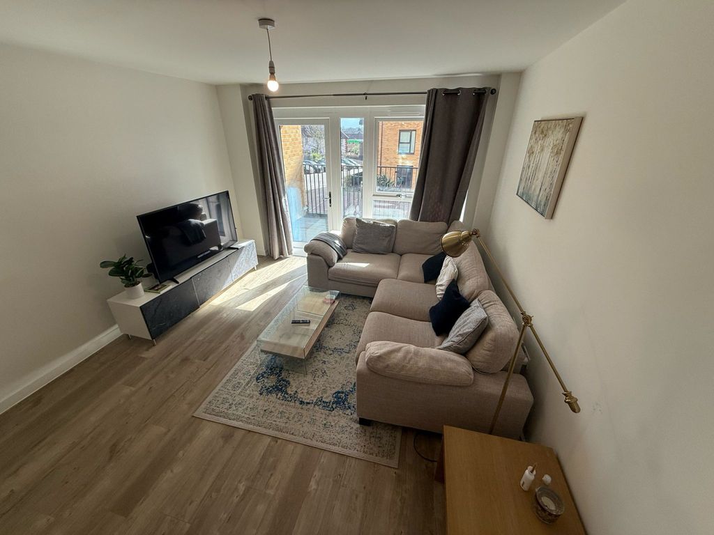 Property photo 2 of 9 Gallery