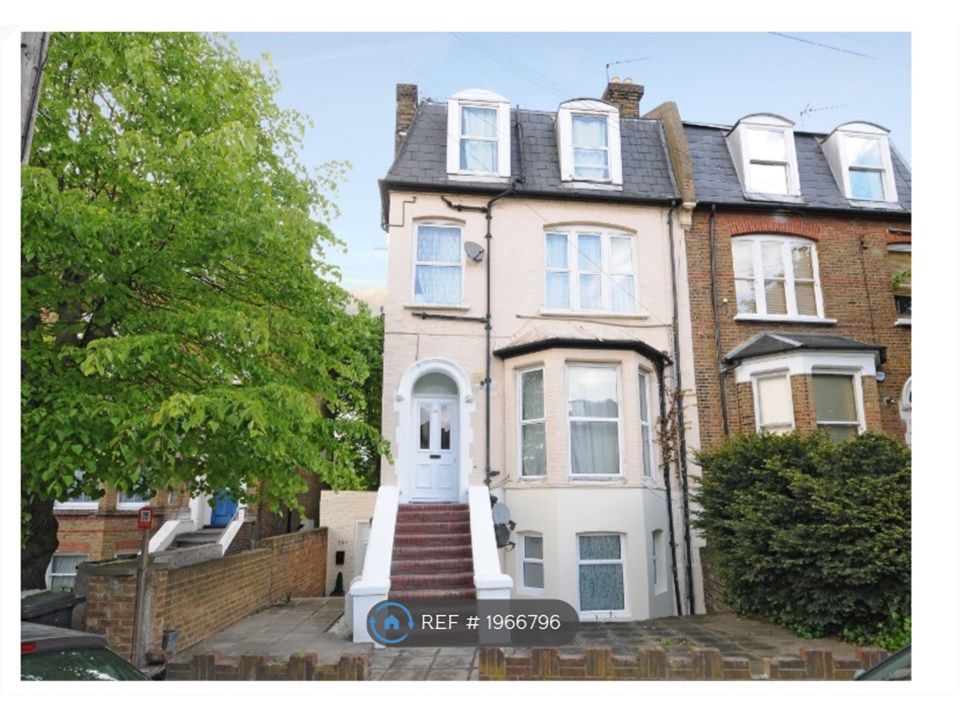 Property photo 1 of 18 Exterior