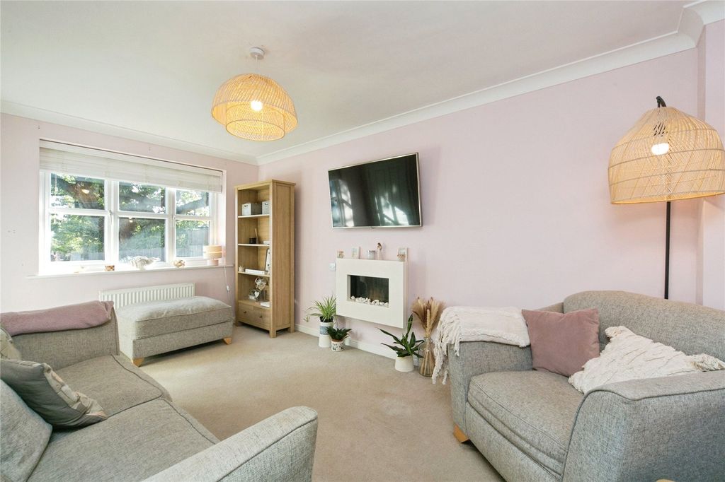 Property photo 2 of 16 Picture No. 16