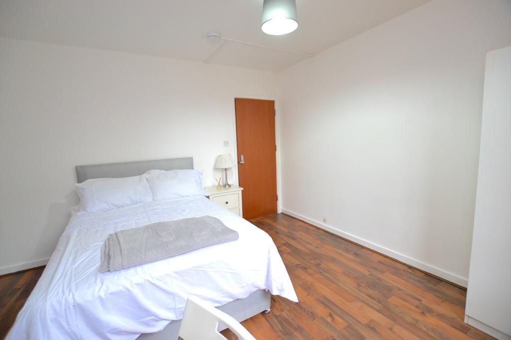 Property photo 3 of 8 Photo 3