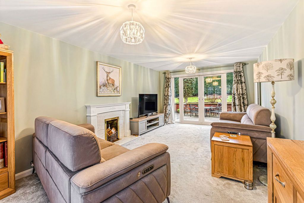 Property photo 3 of 23